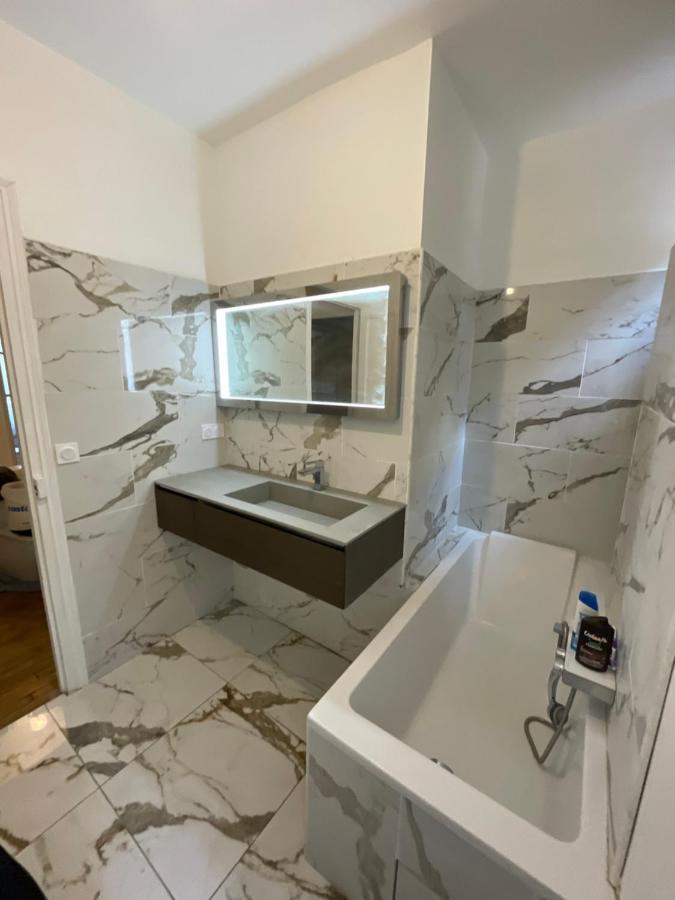 Montmartre Sacre Coeur Apartment Paris Ngoại thất bức ảnh